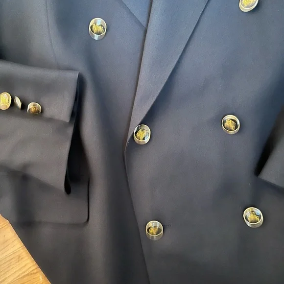 Vintage Double Breasted Burberry Navy Blazer Sport Coat Classic Tailoring - Picture 2 of 10